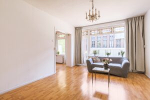 Spacious room in modern flat